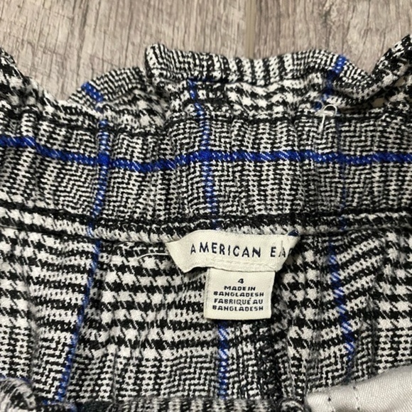 American Eagle Plaid Paper‎ Bag Shorts - Picture 8 of 12